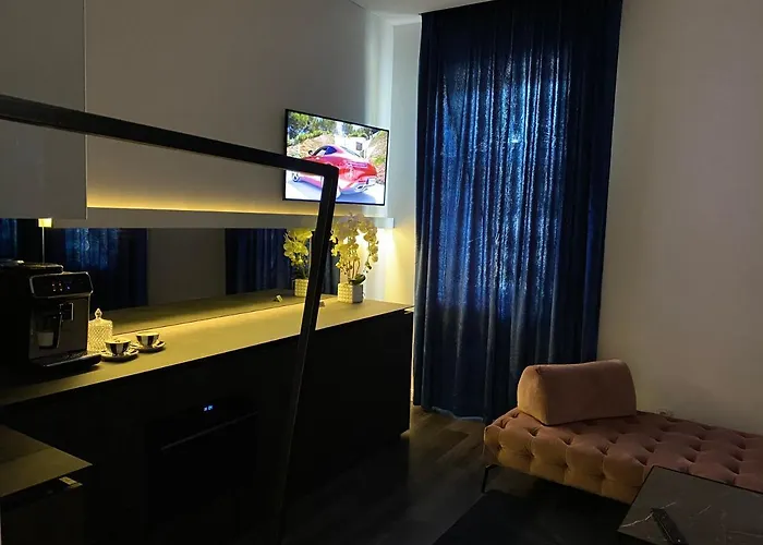 Daire Modern And Luxury In The Center Of *