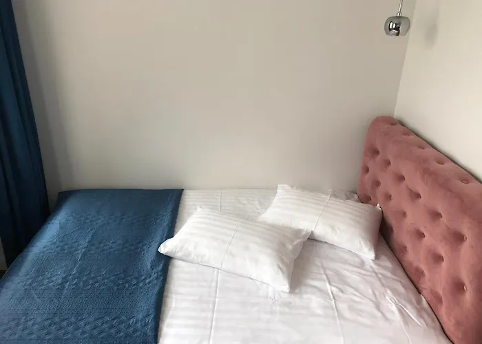 Modern And Luxury In The Center Of Apartment *