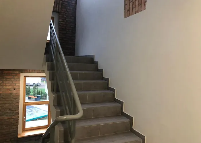 Modern And Luxury In The Center Of Apartment *